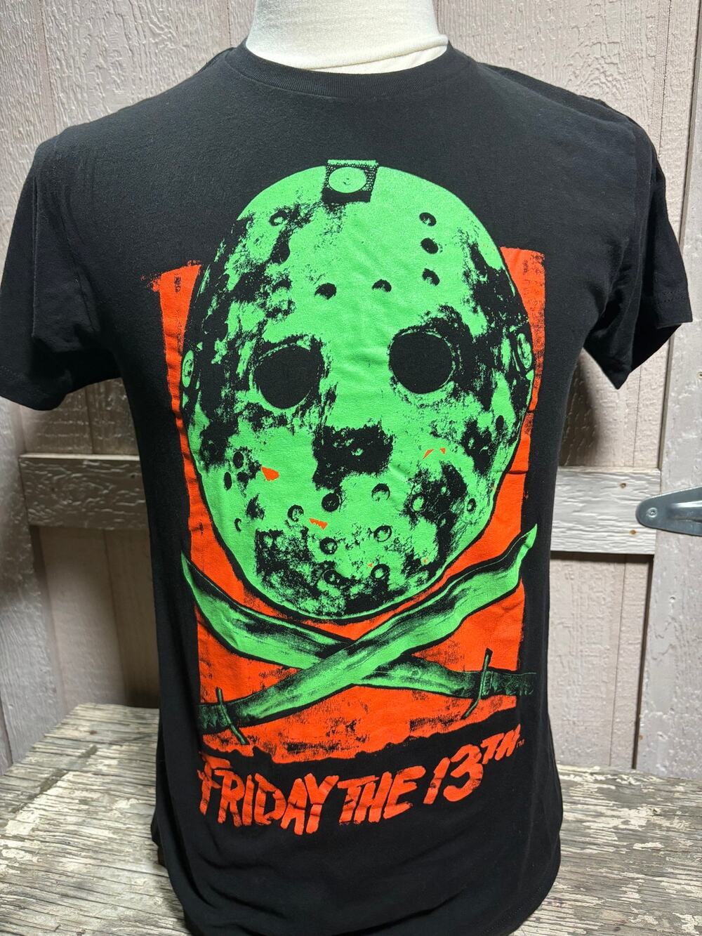 Friday the 13th Black T-Shirt Size Medium official horror movie shirt NEW